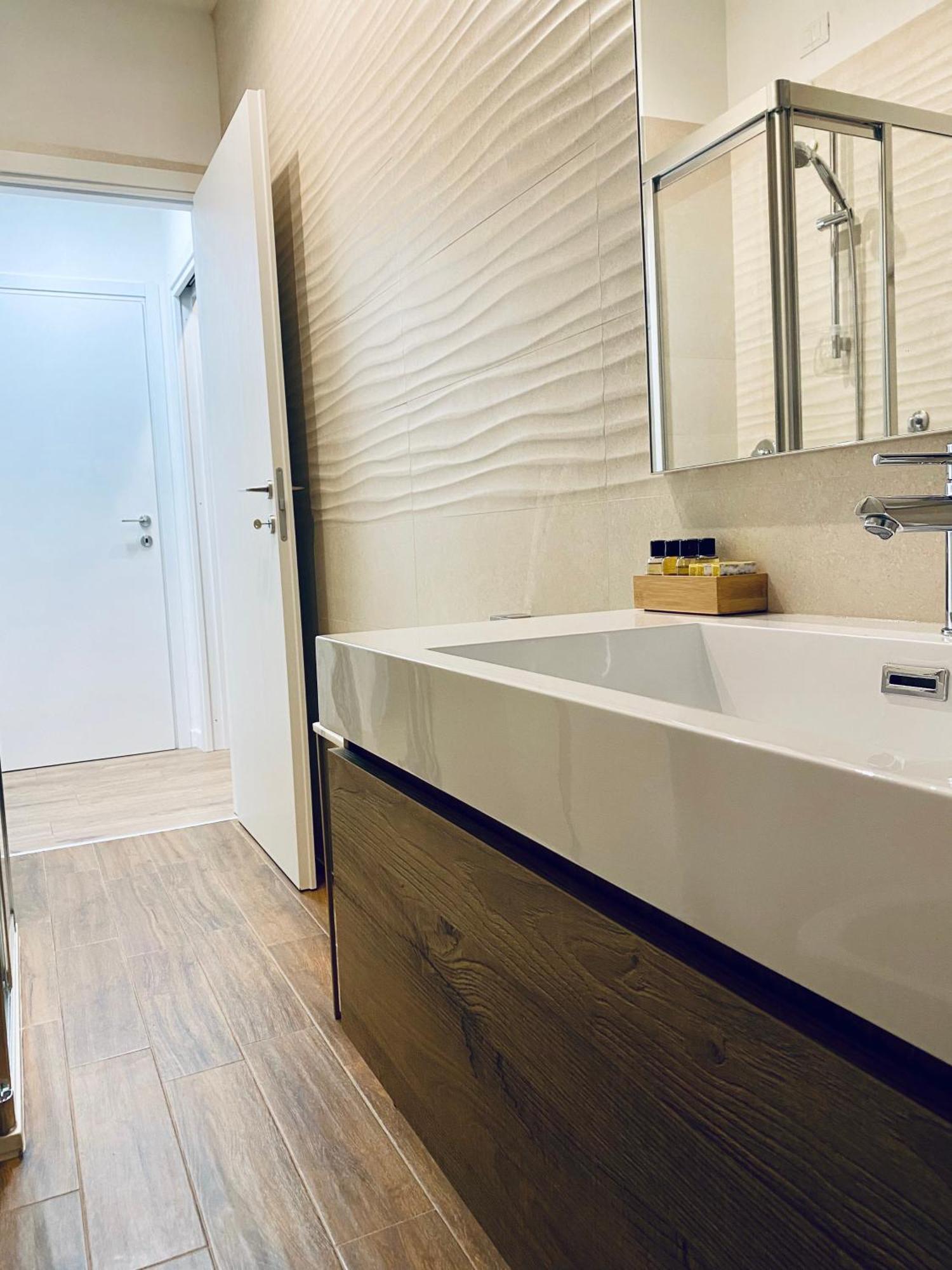 San Francesco Skyline Apartment แบร์กาโม ภายนอก รูปภาพ
